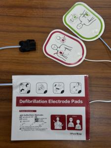 Almohadillas de desfibrilación desechables Almohadillas de DEA pediátricas para adultos de un solo uso Compatible con Mindray Physio Control - Product Image 5