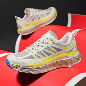 รองเท้าวิ่งสำหรับนักเรียนใหม่ปี 2026 สำหรับการทดสอบสมรรถภาพร่างกาย ระบายอากาศได้ดี รองเท้าผ้าใบคู่รัก รองเท้ากีฬาสำหรับวัยรุ่น - Product Image 1