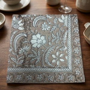 Nouvel Arrivage – Serviettes en Coton Faits Main de Haute Qualité, Motif Floral Indien, Couleur Marron Pierre Chaleureuse, Idéales pour Mariages, Événements, Décoration Intérieure et Repas - Product Image 2