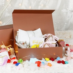 Fashion High Quality Luxury Sturdy <b>Magnetic</b> Floding <b>Gift</b> <b>Box</b> With Customized Logo - Product Image 6