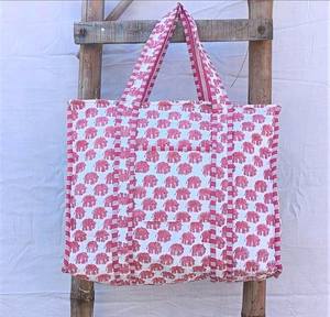 Bolso Tote Reversible de Algodón Acolchado con Estampado de Elefantes, Estilo Kantha, para Viajes y Compras - Product Image 1