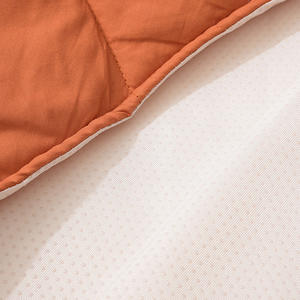 幼児用の豪華なキルティングプレイマット赤ちゃんと子供用のプレイマットクロール用のプレイマット洗濯機で洗えるコットンフロアラウンドラグ - Product Image 4