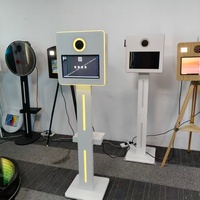 Photomaton DSLR en plein air avec écran tactile LCD, impression instantanée, design carré pour fêtes et événements, marque GT