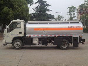 รถบรรทุกน้ำมันดีเซล ทนทาน เชื่อถือได้ ขนาด 10000L-20000L พร้อมบริการเติมน้ำมัน ขาย - Product Image 6