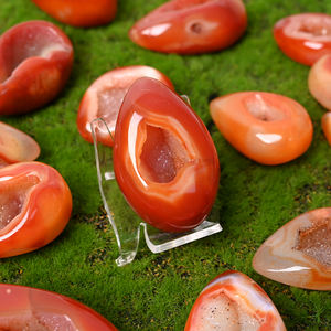 بيع بالجملة لحجر العقيق الأحمر الطبيعي على شكل بيضة للشفاء والديكور المنزلي - Product Image 5