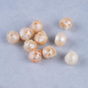 Natural 7-9mm <b>Freshwater</b> <b>Pearl</b> <b>Bracelet</b> Finely Carved White Skull Cultural Decorative Waist Bead Accessory - Product Image 2