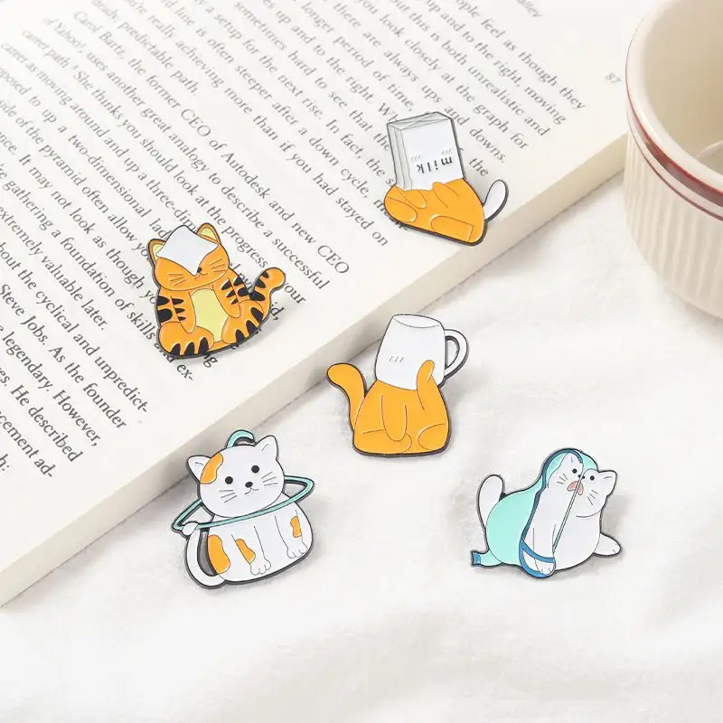 Wholesale creative cartoon cat little tiger enamel pin alloy brooch cute animal series soft enamel pin