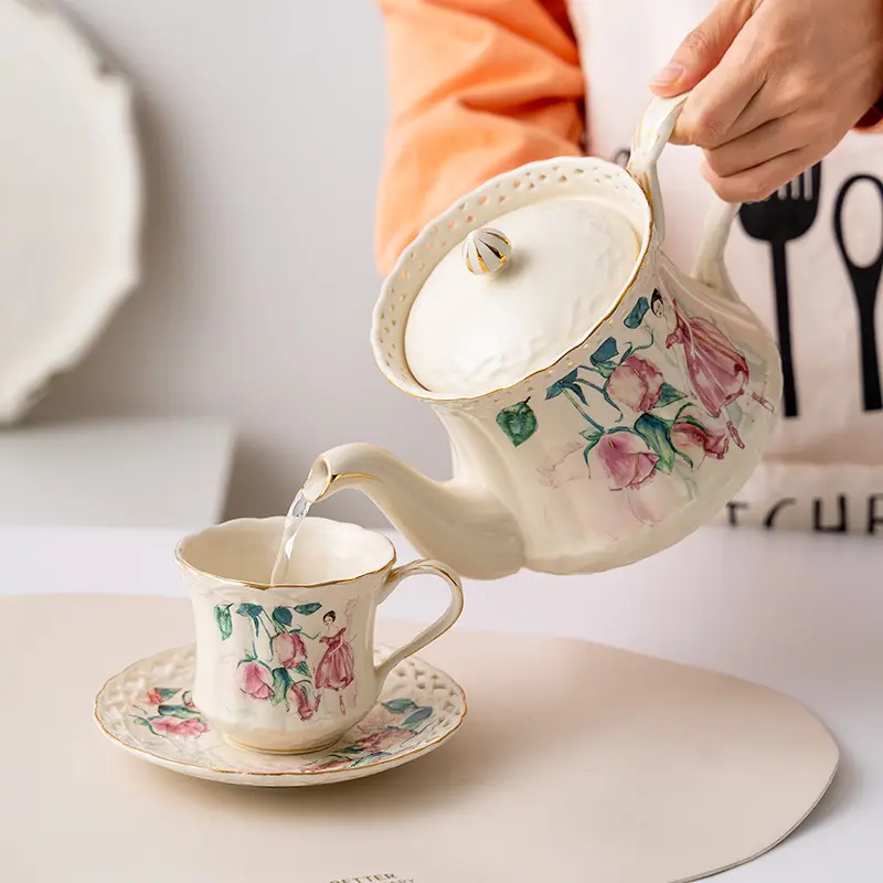 QIAN HU Luxury Nordic Coffee& Amp Tea Set with Two Cups Saucers Sets Home Decor