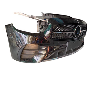 <span class=keywords><strong>Mercedes</strong></span> Classe E 213 New Sports 21 Assemblage de pare-chocs avant et de calandre Assemblage de refroidisseur et de ventilateur de réservoir d'eau électronique utilisé - Product Image 3