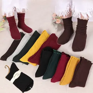 Vente en gros de chaussettes épaisses en coton empilées lâches pour dames et filles chaussettes décontractées aux genoux pour femmes