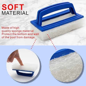 Brosse de nettoyage de piscine avec éponge renforcée pour les parois - Product Image 4