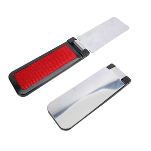Brosse à vêtements portable avec capuchon métallique, brosse à manteau pliable, dépoussiéreur pour vêtements en laine, nécessités quotidiennes domestiques - Product Image 2