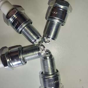 Bougies d'allumage automobiles BPR5EGP 7082 Platinum Ignition Bujias pour Audi BMW Chevrolet <span class=keywords><strong>Daihatsu</strong></span> Dodge Honda Isuzu Jaguar Kia Land Rover - Product Image 5