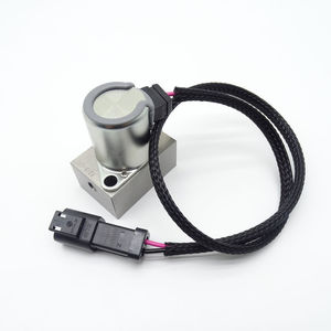 โซลินอยด์วาล์วปั๊มหลักสำหรับรถขุดโคมัตสุ PC200-7, PC220-7 และ PC200-8: 702-21-57400, 702-21-57500, 702-21-55901, 702-21-55600 - Product Image 1