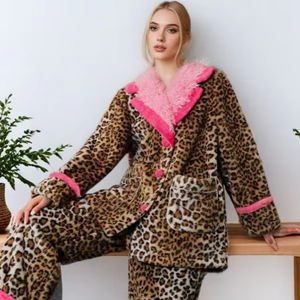 Conjunto de pijama de satén de leopardo con rayas blancas y negras personalizadas para mujer, cierre de cintura elástica, transpirable, térmico, 6XL para verano e invierno - Product Image 1