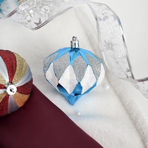 Bola de Navidad de plástico impermeable inastillable ecológica de alta calidad 2025, adorno de árbol duradero para fiestas listo para enviar - Product Image 4