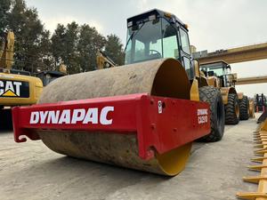 Compacteur routier vibrant à tambour unique mécanique Dynapac CA251D de 12 tonnes pour travaux routiers en Suède - Product Image 4