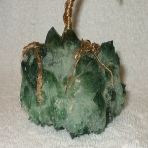 Life <b>Tree</b> green aventurine gemstone <b>crystal</b> healing Carved Figurine Solar <b>Tree</b> Art Decoration Gifts - Product Image 3