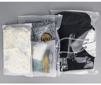 Sacs à fermeture éclair en PE avec logo personnalisé de la marque YF, en matériaux recyclés, imperméables, imprimés en sérigraphie givrée, pour vêtements, chaussures, chaussettes, fourrures