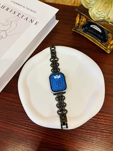 Cinturino in oro personalizzato di lusso per orologio Apple Watch 8 7 <span class=keywords><strong>41</strong></span> 45mm 6 5 4 donne bracciale in acciaio inossidabile per cinturino IWatch - Product Image 4