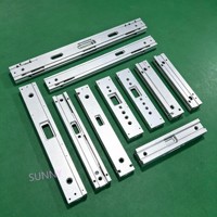 Viga Mediana de Aluminio 7075 y Acero Inoxidable, Mecanizada con Precisión CNC, Personalizada, con Electroerosión por Hilo, para Sistemas de Robótica y Automatización