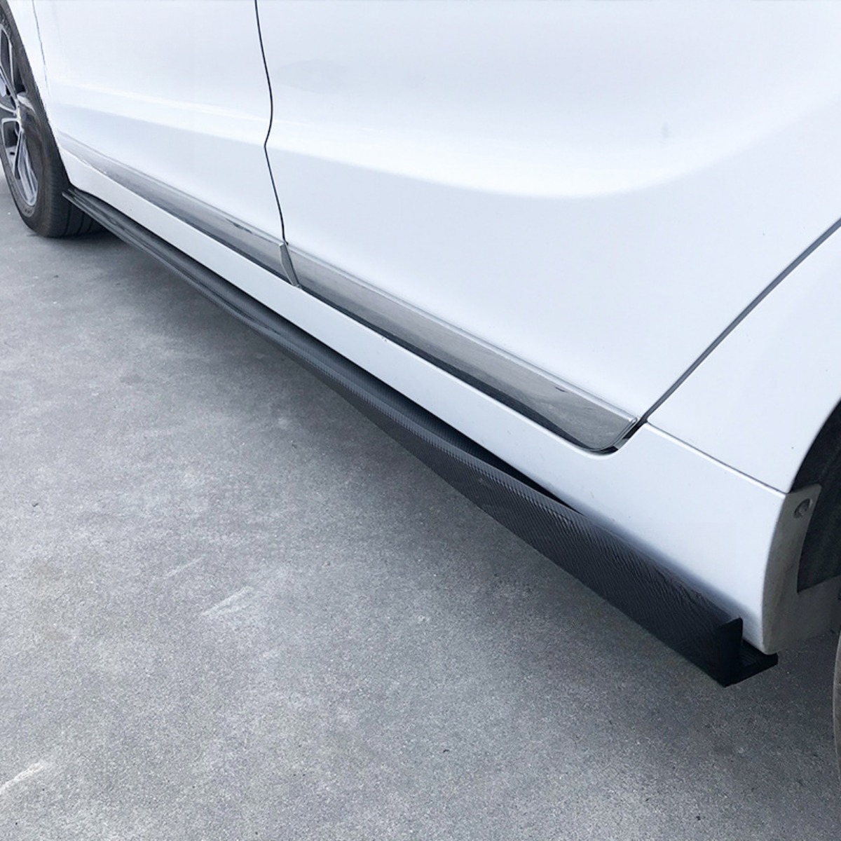 Side Skirt-Carbon