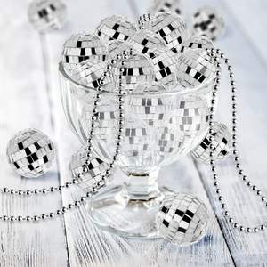 Colliers pendentifs boule <span class=keywords><strong>disco</strong></span> miroir en argent pailleté pour soirée <span class=keywords><strong>disco</strong></span> des années 70 et 80 pour déguisement de <span class=keywords><strong>femme</strong></span> Accessoires d'habillage - Product Image 5