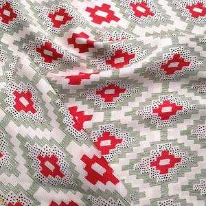 <strong>Wholesale</strong> 16mm <strong>Charmeuse</strong> <strong>Silk</strong> Satin Printed <strong>Fabric</strong> for Women Dress - Product Image 4