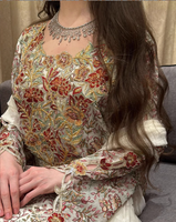 Robe musulmane arabe en polyester brodée pour femmes, idéale pour l'Aïd et les cultes estivaux à Dubaï, taille unique.