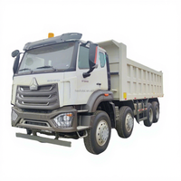 Самосвал SINO HOWO NX 8x4 для тяжелых условий эксплуатации с кузовом дугообразной формы, обеспечивающий минимальное остаток материала в кузове, для горнодобывающей промышленности