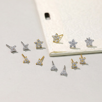 Schlussverkauf 925er sterlingsilber kleine Ohrringe Zirkon pavement vierblättriges Klee blume Dreieck-Stift-Ohrringe für Damen