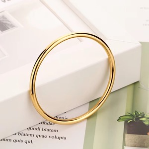 Venta al por mayor para mujer impermeable joyería pulseras minimalista de acero inoxidable 18K chapado en oro plata brazaletes simples - Product Image 2