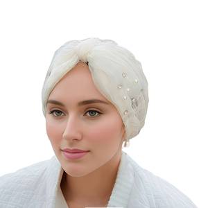 Nouveau Foulard Chapeau en Chiffon Courbé Uni pour Femme avec Deux Extrémités, Polyvalent pour le Voyage, Écologique, Vente en Gros - Product Image 4