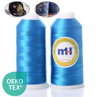 Fil à broder en polyester 100% 135D/2, fil de filament teint en gros pour l'embroidery, le tricot et le crochet