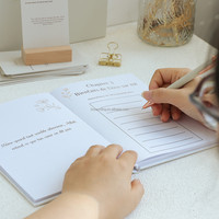 Carnet de planification et d'objectifs hebdomadaires personnalisé pour la manifestation de vos rêves, journal d'humeur et agenda pour l'école