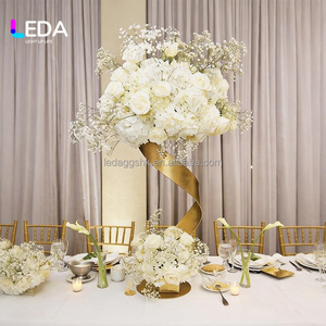 Centro de Mesa LEDA de Lujo, de Hierro, Alta Calidad, Tamaño Personalizado, Dorado Brillante, con Diseño de Flores, para Decoración de Eventos, Entrega Rápida - Product Image 1