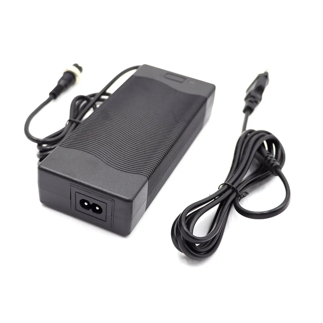 67.2V 1.75A Charger Kaabo Mantis 10 60V Charger Wholesale for Mantis 10 60V 18.2Ah King GT 60V 24Ah E Scooter Accessories