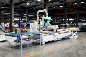 Chất Lượng 1325 1530 2030 ATC <span class=keywords><strong>CNC</strong></span> Làm Tổ Máy Đồ Nội Thất Gỗ Làm Tủ Cửa ATC <span class=keywords><strong>CNC</strong></span> Router Máy Với Cho Ăn Tự Động - Product Image 5