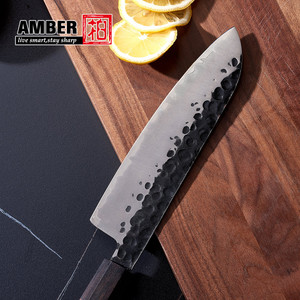 Coltello da Chef Giapponese <span class=keywords><strong>Santoku</strong></span> in Acciaio ad Alto Carbonio Forgiato a Mano Aus10 con Confezione Regalo in Legno - Product Image 6