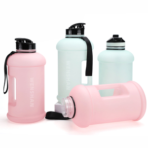 1 <span class=keywords><strong>gallon</strong></span> d'eau pour fitness <span class=keywords><strong>gallon</strong></span> 64oz 2l 2 litres 2.2l Motivational Sport Plastic Custom Gym <span class=keywords><strong>Gallon</strong></span> Water Bottle - Product Image 4