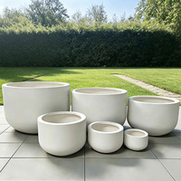 Grand pot de jardin moderne en fibre de verre et ciment, populaire pour la décoration, jardinières, vase de cour, vente en gros d'usine