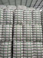 Fibre de polyester vierge 3D de 64 mm |   Blanc brut |   Solide |   Coussin de lit ultra doux et moelleux, excellent rembourrage