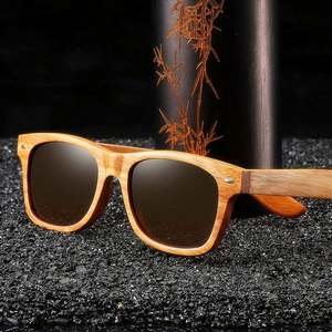 Gafas de Sol Polarizadas de Madera Natural para Hombre y Mujer, Gafas de Sol Cuadradas de Bambú - Product Image 4