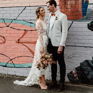 12550 # vraies photos manches longues fleurs dentelle dos nu robe de mariée <span class=keywords><strong>combinaison</strong></span> robe de mariée pour les femmes <span class=keywords><strong>avec</strong></span> balayage train - Product Image 4