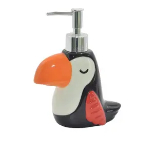 Schwarze 3D-Pinguinform Keramik Seifensp ender Pumpe benutzer definierte Schaums eifen spender