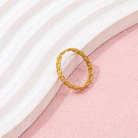 Bague chaîne simple plaquée or PVD haut de gamme Bagues en acier inoxydable pour femme