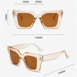 Gafas de Sol de Ojo de Gato Extra Grandes Vintage 2025 con Logotipo Personalizado para Mujer, Gafas de Sol Cuadradas con Marco Grande Blanco y Protección UV400 para Dama - Product Image 6