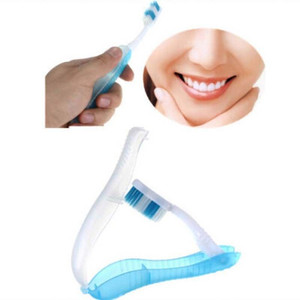Brosse à dents pliable bleu clair à poils souples, portable, pour l'hygiène buccale, usage adulte, design pliable - Product Image 4