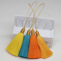 Vente en gros en stock, pompon de haute qualité, plusieurs couleurs, pompon en soie pour la décoration, pompon pour bijoux, frange