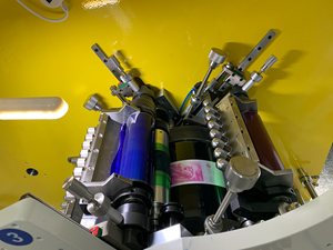 2 Màu + 1 Màu Polyester Satin Nhãn Flexo Máy In/JR1521 Cuộn Để Cuộn Vải May Mặc Nhãn In Giá Máy - Product Image 5